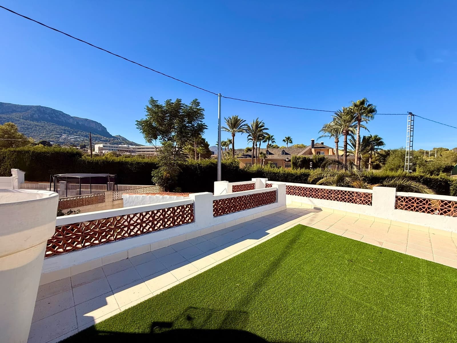 Chalet de 3 habitaciones en Calpe / Calp en venta con piscina garaje - 639.000 € (Ref: 10091328)