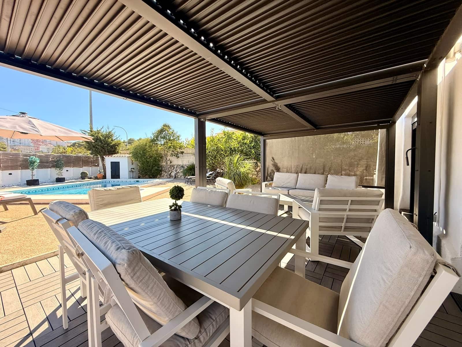 Chalet de 3 habitaciones en Calpe / Calp en venta con piscina garaje - 639.000 € (Ref: 10091328)
