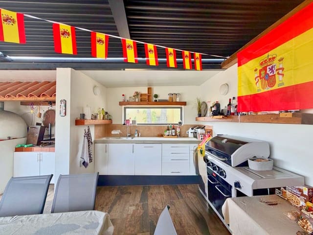 Chalet de 6 habitaciones en Cometa - Carrió, Calpe / Calp en venta con piscina garaje - 999.000 € (Ref: 10160055)