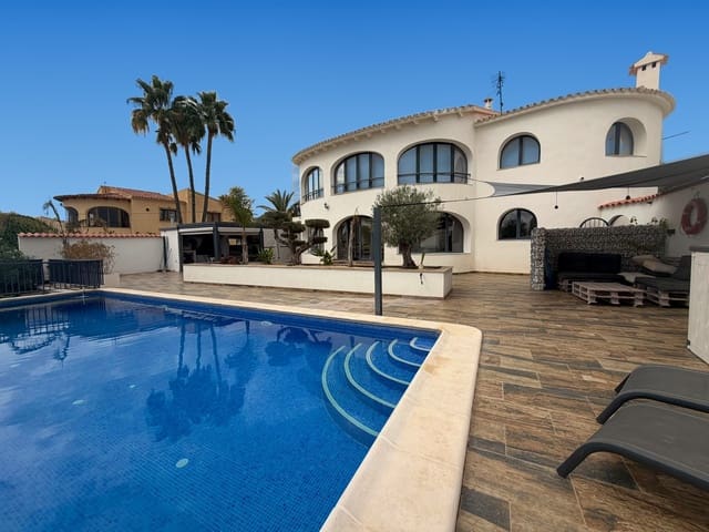 Chalet de 6 habitaciones en Cometa - Carrió, Calpe / Calp en venta con piscina garaje - 999.000 € (Ref: 10160055)