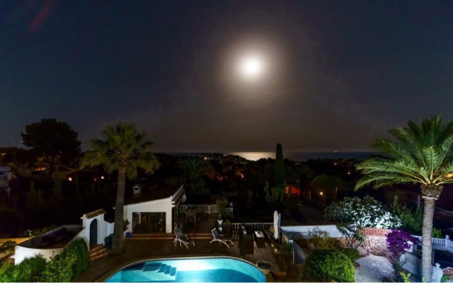 6 makuuhuone Huvila myytävänä paikassa Benissa mukana uima-altaan - 1 875 000 € (Ref: 8374510)