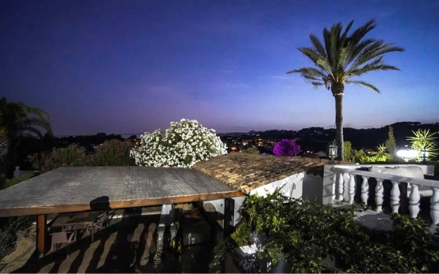 6 makuuhuone Huvila myytävänä paikassa Benissa mukana uima-altaan - 1 875 000 € (Ref: 8374510)