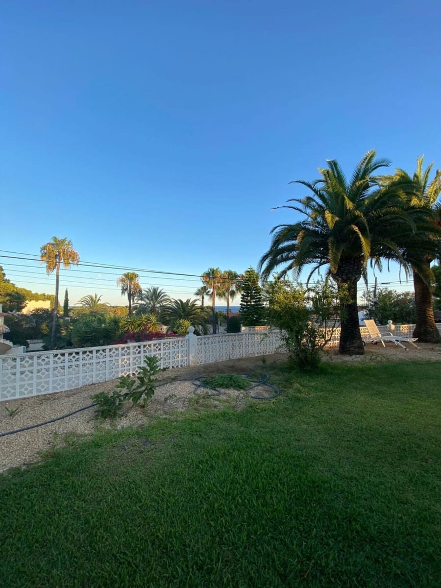 6 makuuhuone Huvila myytävänä paikassa Benissa mukana uima-altaan - 1 875 000 € (Ref: 8374510)