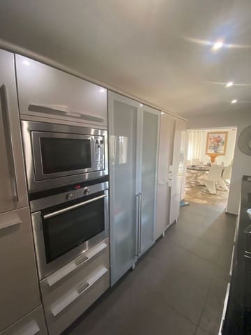 6 makuuhuone Huvila myytävänä paikassa Benissa mukana uima-altaan - 1 875 000 € (Ref: 8374510)