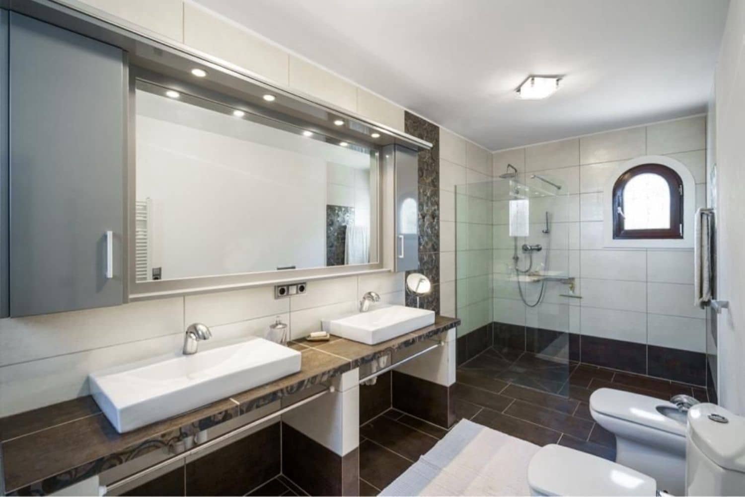 6 makuuhuone Huvila myytävänä paikassa Benissa mukana uima-altaan - 1 875 000 € (Ref: 8374510)