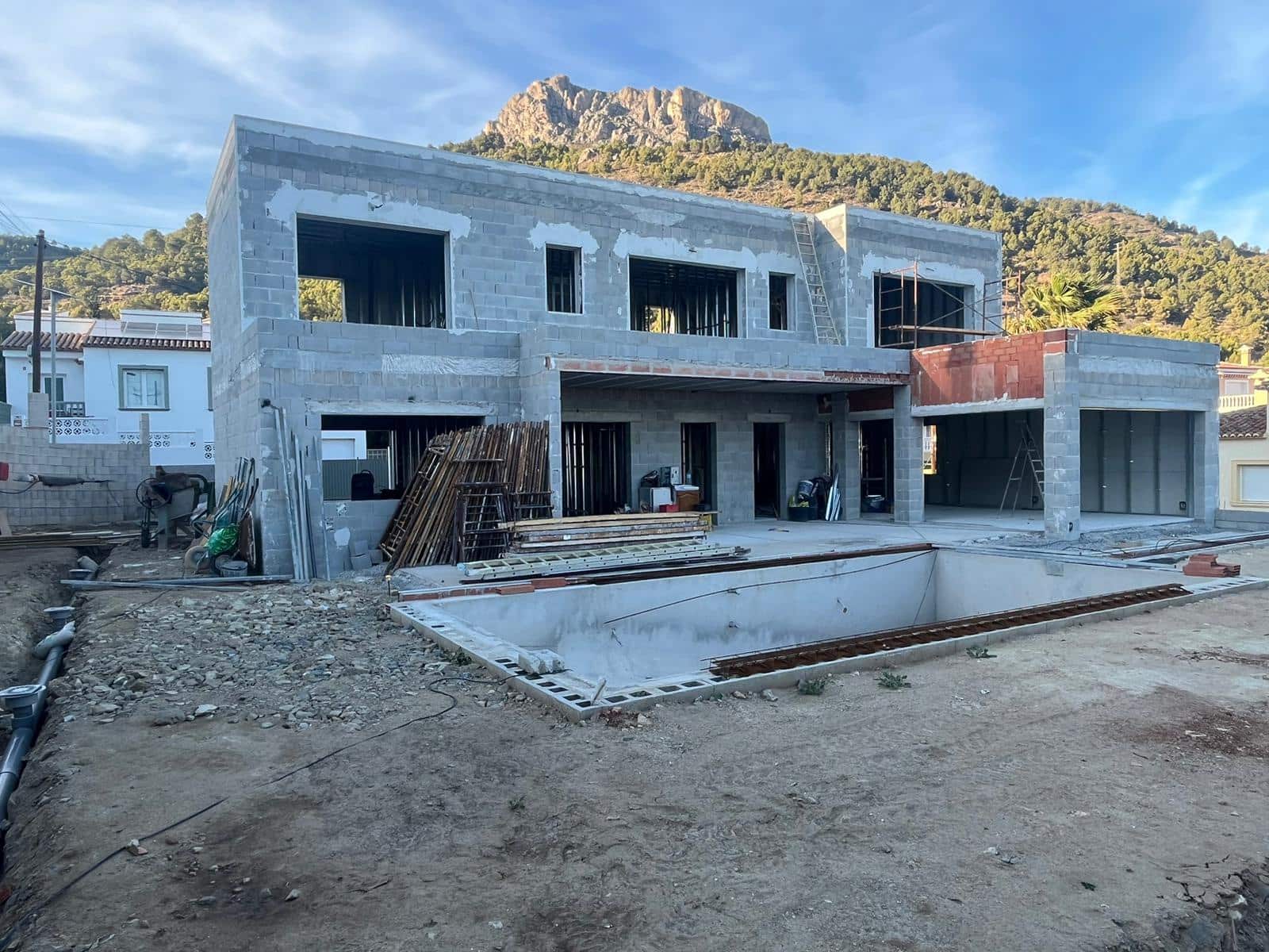 3 bedroom Villa for sale in Calpe / Calp with pool garage - € 1,150,000 (Ref: 8532824)