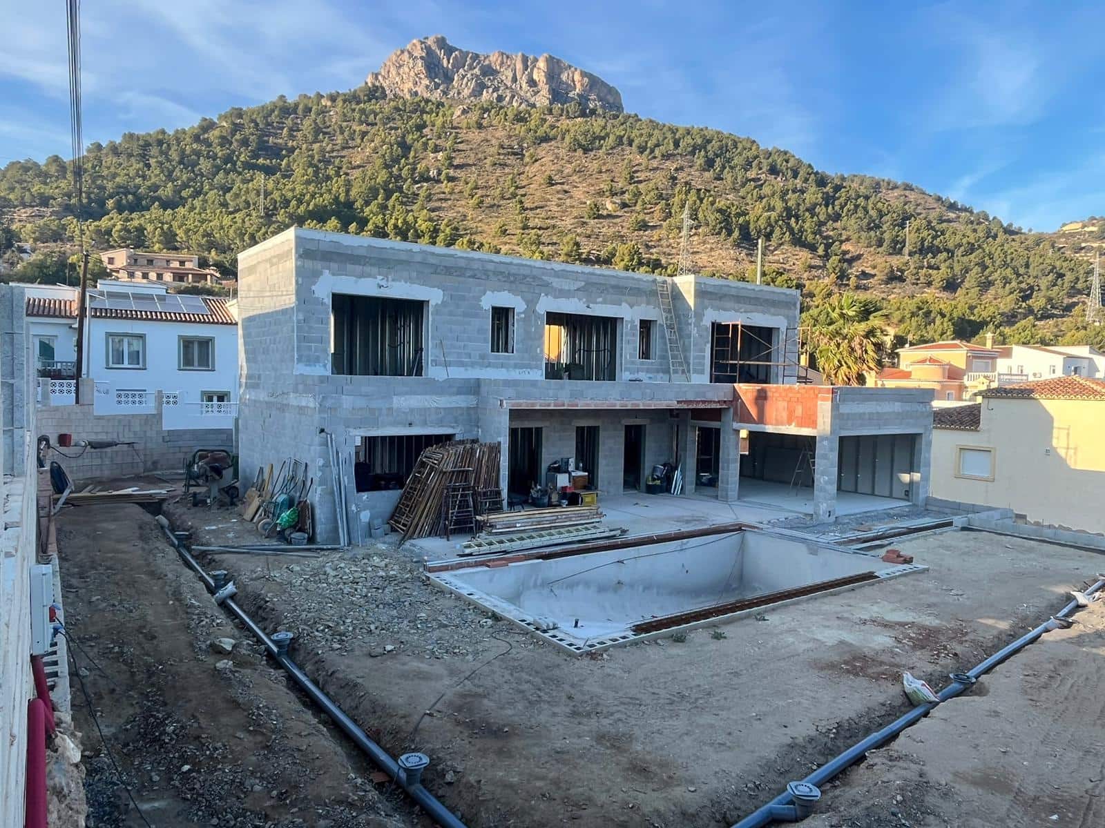 3 bedroom Villa for sale in Calpe / Calp with pool garage - € 1,150,000 (Ref: 8532824)