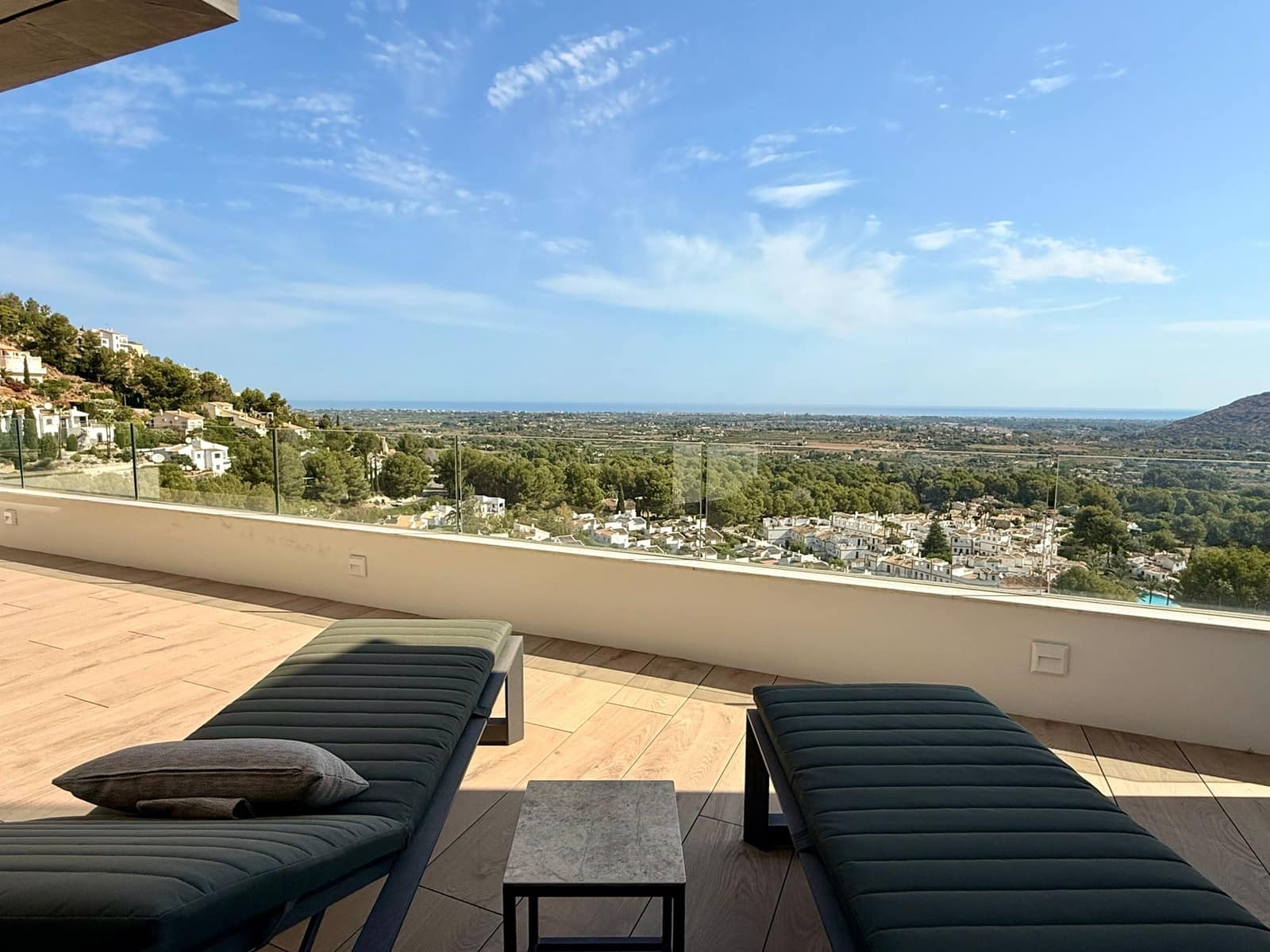 3 slaapkamer Appartement te koop in Denia met zwembad garage - € 778.000 (Ref: 8909680)