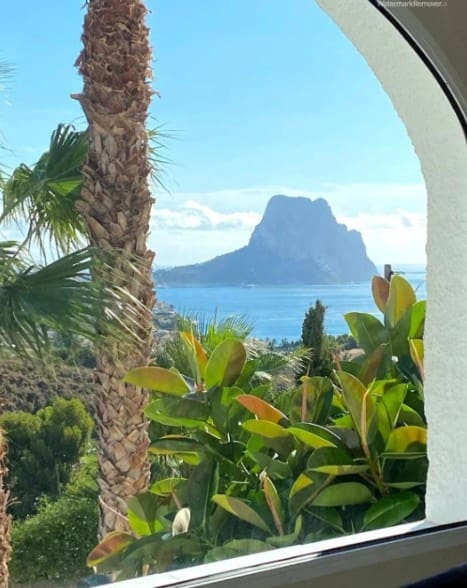 3 slaapkamer Villa te koop in Calpe / Calp met zwembad - € 645.000 (Ref: 8960350)
