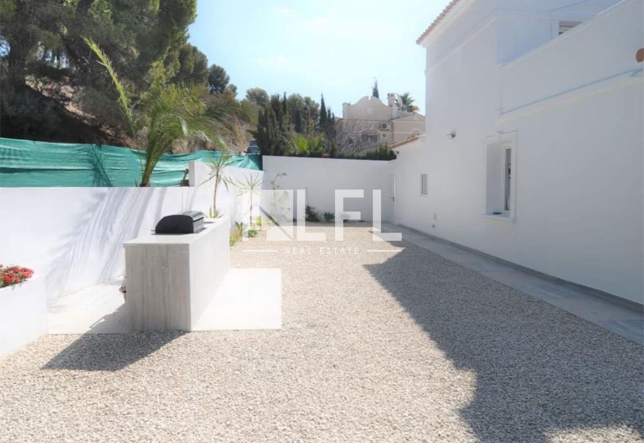 3 soverom Bungalow til salgs i Calpe / Calp med svømmebasseng garasje - € 459 000 (Ref: 9007836)