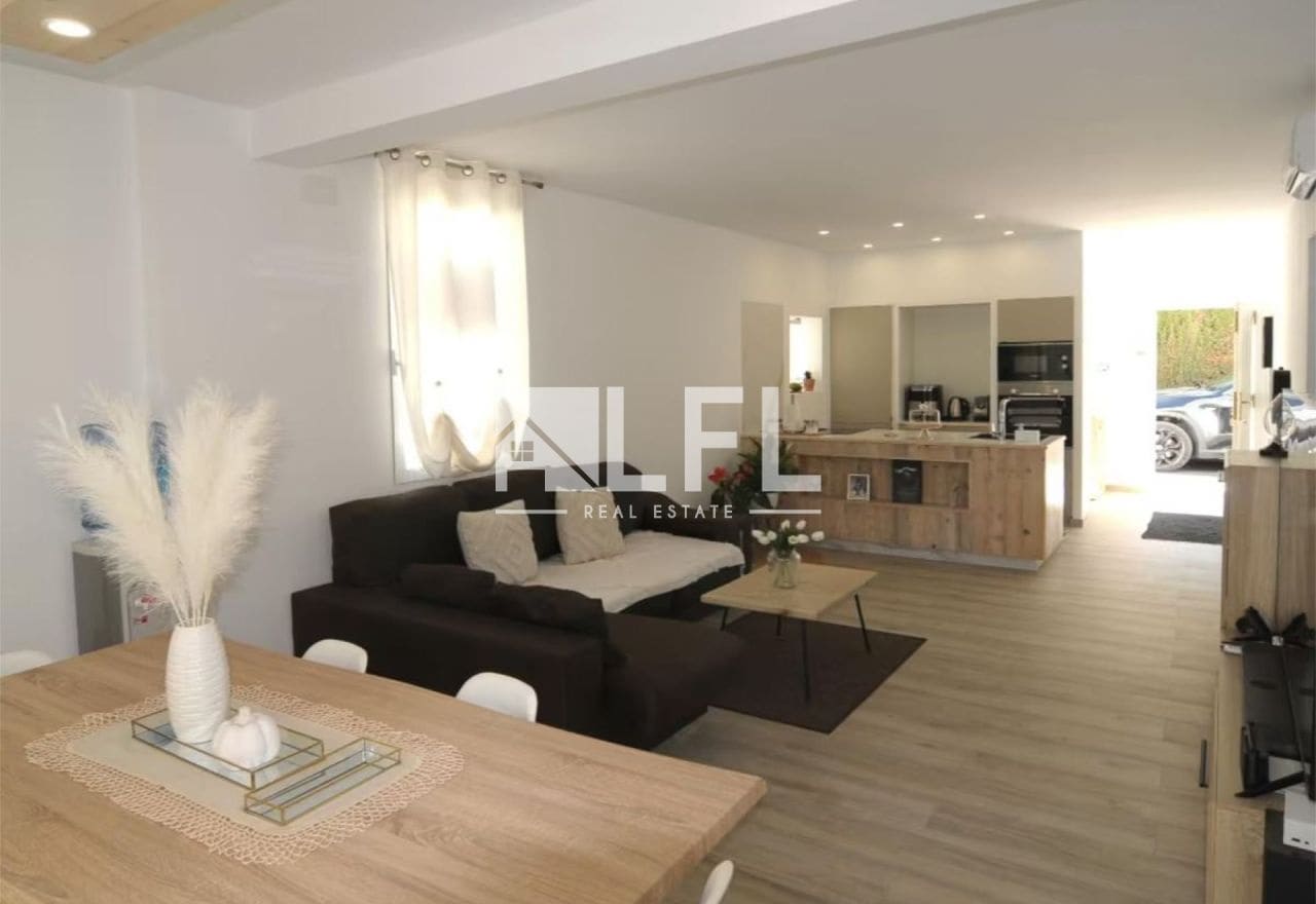 3 soverom Bungalow til salgs i Calpe / Calp med svømmebasseng garasje - € 459 000 (Ref: 9007836)