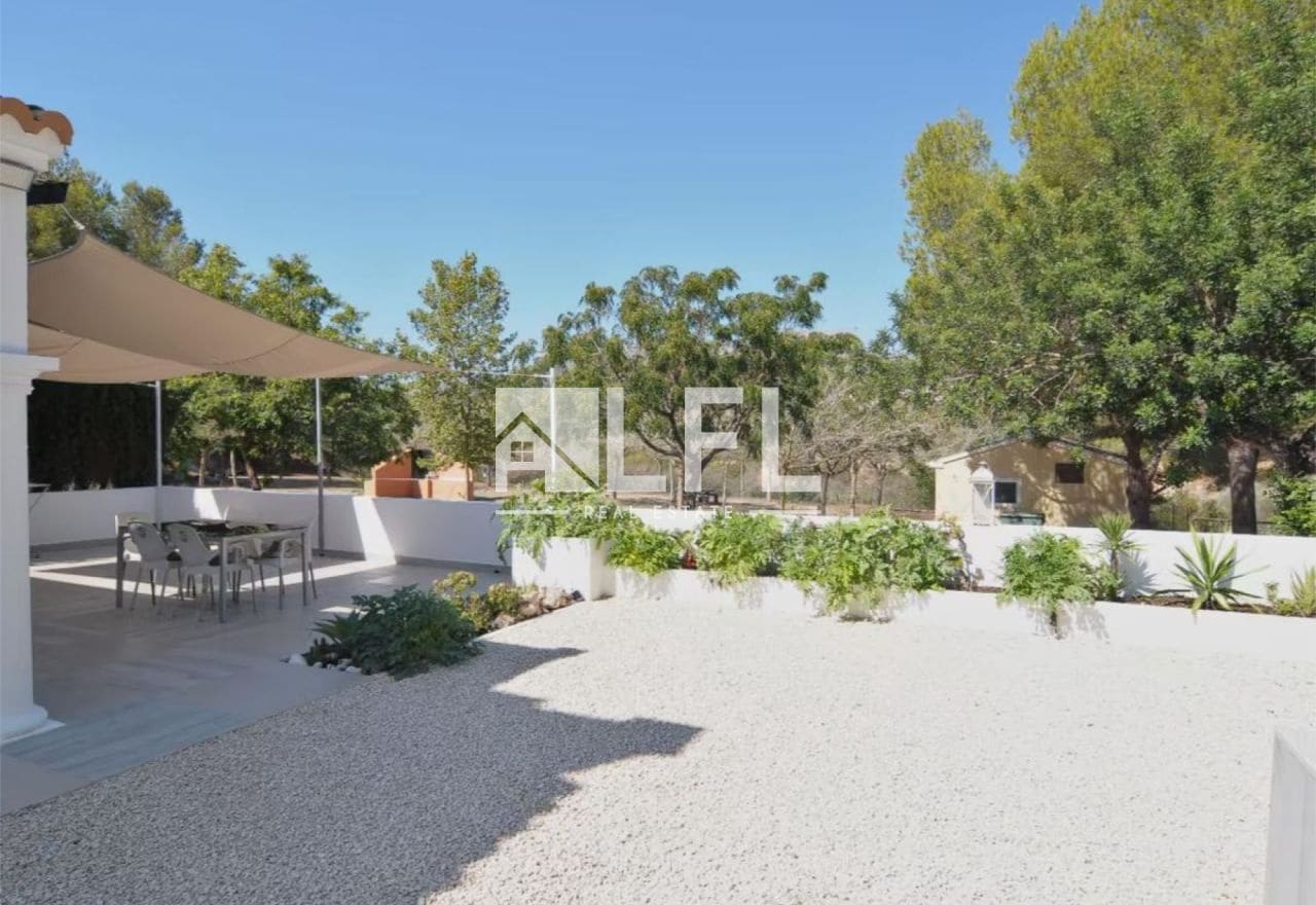 3 soverom Bungalow til salgs i Calpe / Calp med svømmebasseng garasje - € 459 000 (Ref: 9007836)