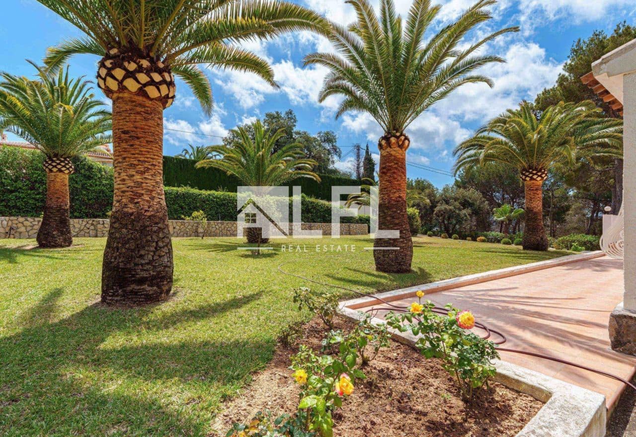 Willa na sprzedaż w Javea / Xabia z basenem garażem - 1 195 000 € (Ref: 9007837)