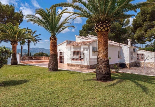 Villa te koop in Montgó - Ermita, Javea / Xàbia met zwembad garage - € 1.195.000 (Ref: 9007837)