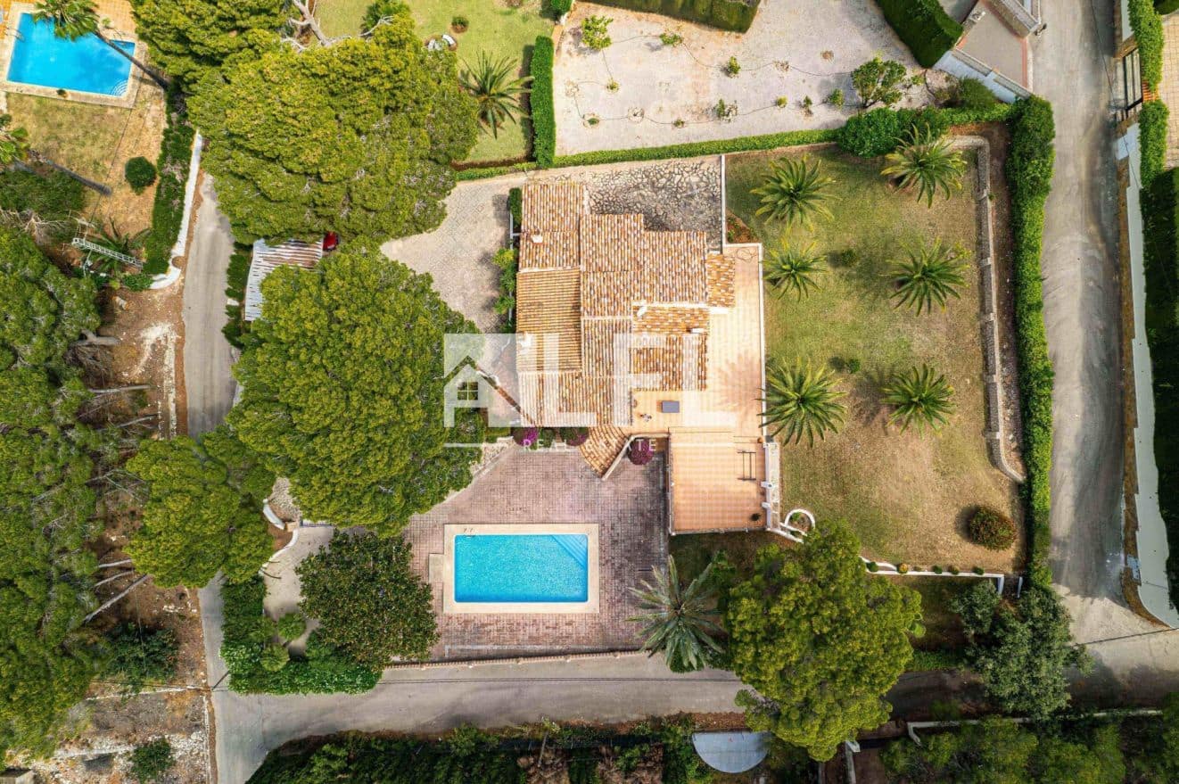 Willa na sprzedaż w Javea / Xabia z basenem garażem - 1 195 000 € (Ref: 9007837)