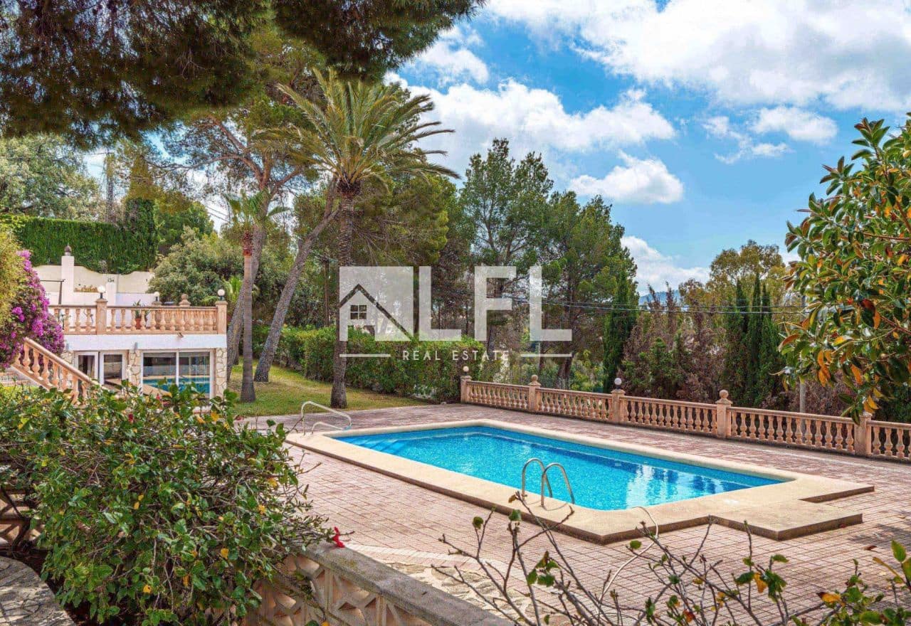 Willa na sprzedaż w Javea / Xabia z basenem garażem - 1 195 000 € (Ref: 9007837)