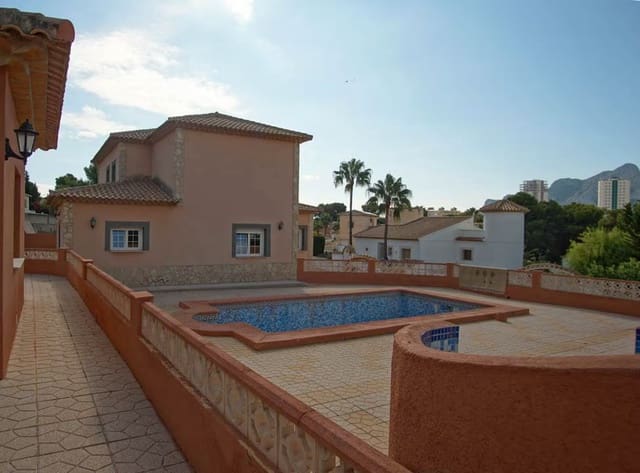 5 sypialnia Willa na sprzedaż w Cometa - Carrió, Calpe / Calp z basenem garażem - 730 000 € (Ref: 9015593)