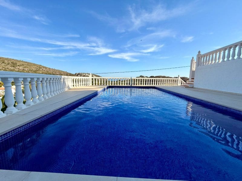 4 soverom Villa til salgs i Teulada-Moraira med svømmebasseng garasje - € 980 000 (Ref: 9015630)