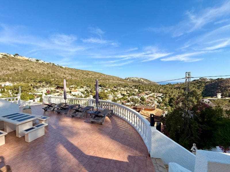 4 soverom Villa til salgs i Teulada-Moraira med svømmebasseng garasje - € 980 000 (Ref: 9015630)