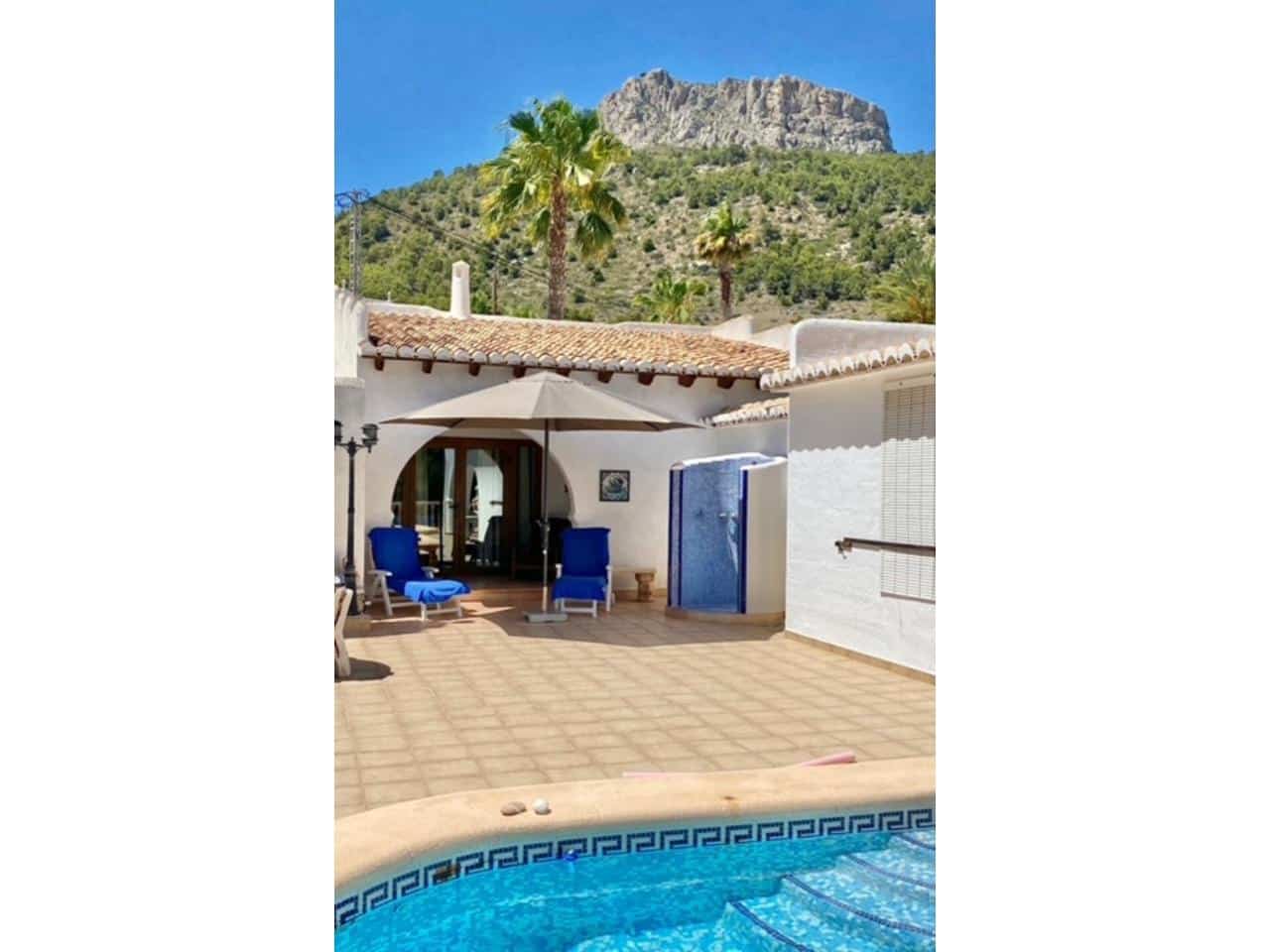 5 soveværelse Villa til salg i Calpe / Calp med swimmingpool garage - € 949.000 (Ref: 9027210)