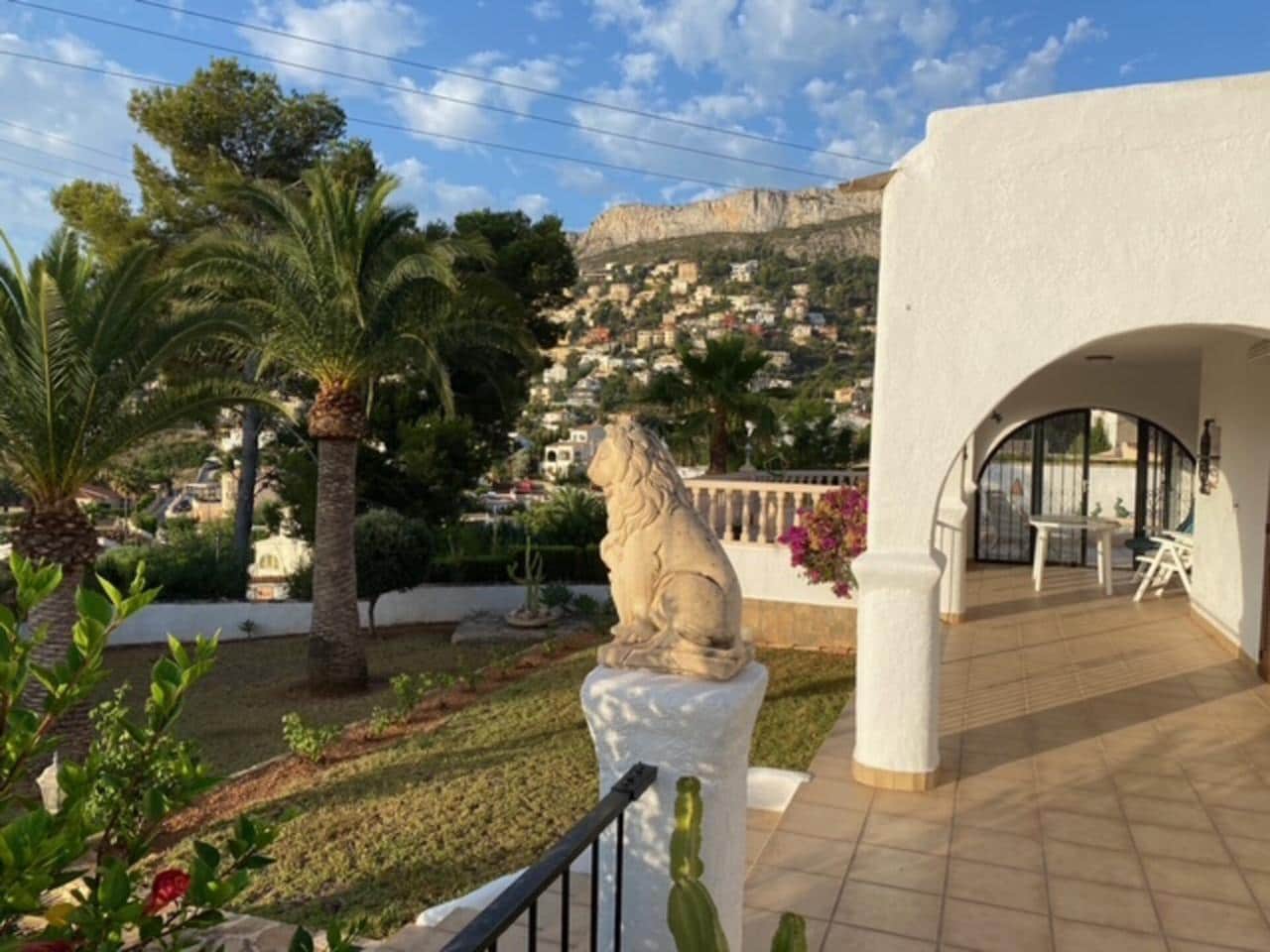 5 soveværelse Villa til salg i Calpe / Calp med swimmingpool garage - € 949.000 (Ref: 9027210)