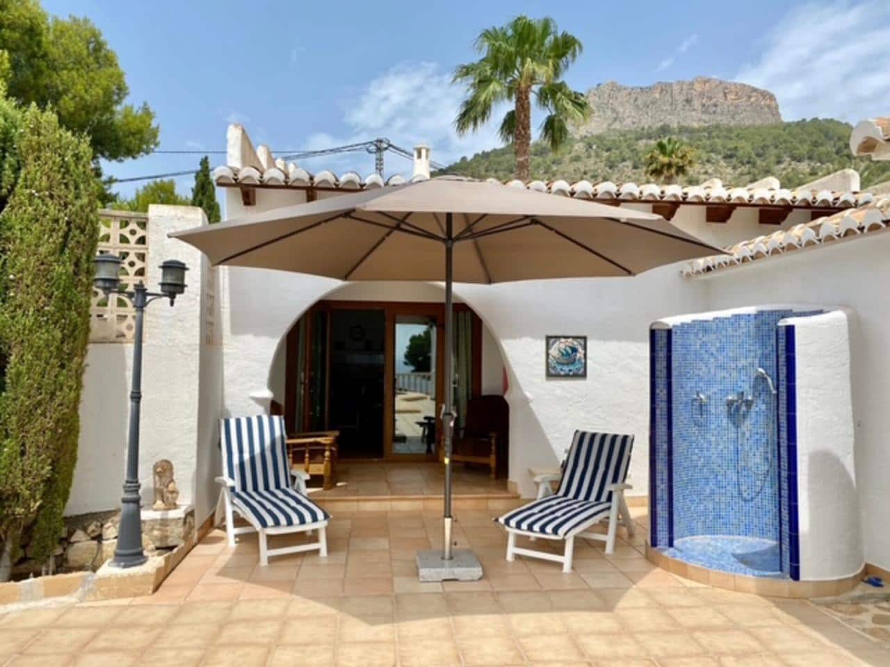 5 soveværelse Villa til salg i Calpe / Calp med swimmingpool garage - € 949.000 (Ref: 9027210)