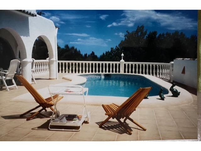 5 makuuhuone Huvila myytävänä paikassa Canuta, Calpe / Calp mukana uima-altaan 
autotalli - 949 000 € (Ref: 9027210)