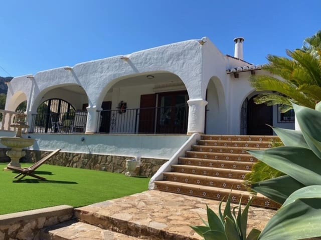 5 makuuhuone Huvila myytävänä paikassa Canuta, Calpe / Calp mukana uima-altaan 
autotalli - 949 000 € (Ref: 9027210)