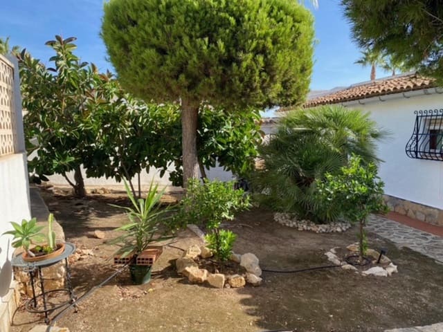 5 makuuhuone Huvila myytävänä paikassa Canuta, Calpe / Calp mukana uima-altaan 
autotalli - 949 000 € (Ref: 9027210)