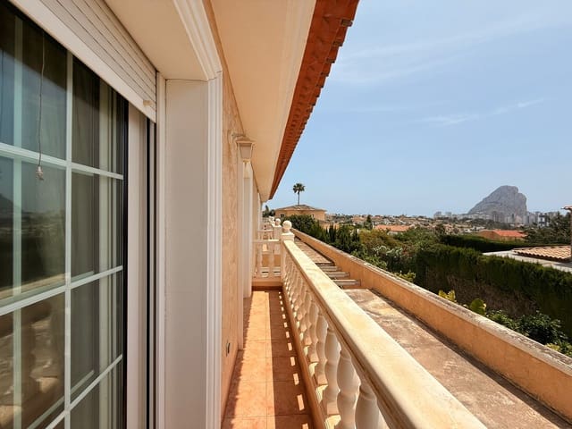 6 slaapkamer Villa te koop in Gargasindi, Calpe / Calp met zwembad garage - € 1.150.000 (Ref: 9035470)