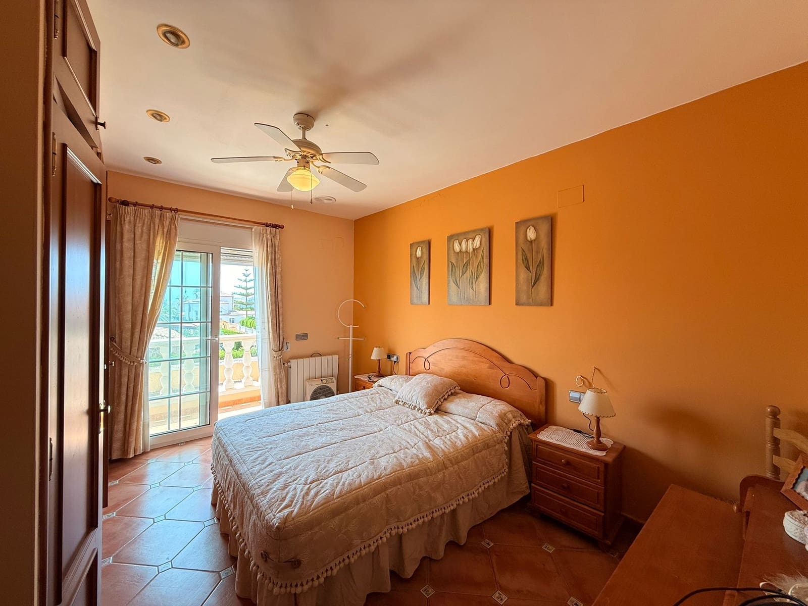 6 soverom Villa til salgs i Calpe / Calp med svømmebasseng garasje - € 1 150 000 (Ref: 9035470)