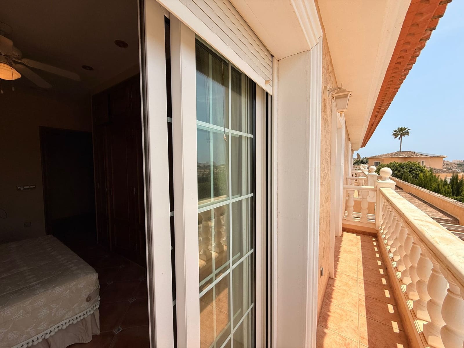 6 soverom Villa til salgs i Calpe / Calp med svømmebasseng garasje - € 1 150 000 (Ref: 9035470)