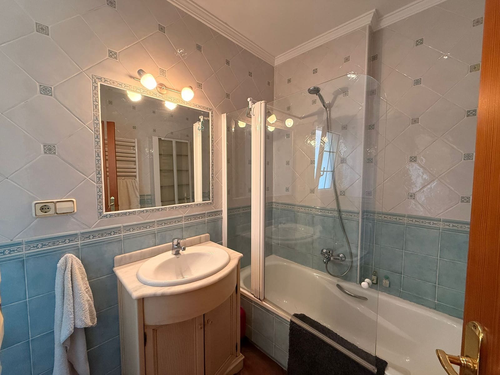 6 soverom Villa til salgs i Calpe / Calp med svømmebasseng garasje - € 1 150 000 (Ref: 9035470)