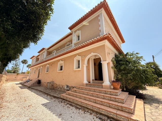 6 sypialnia Willa na sprzedaż w Gargasindi, Calpe / Calp z basenem garażem - 1 150 000 € (Ref: 9035470)