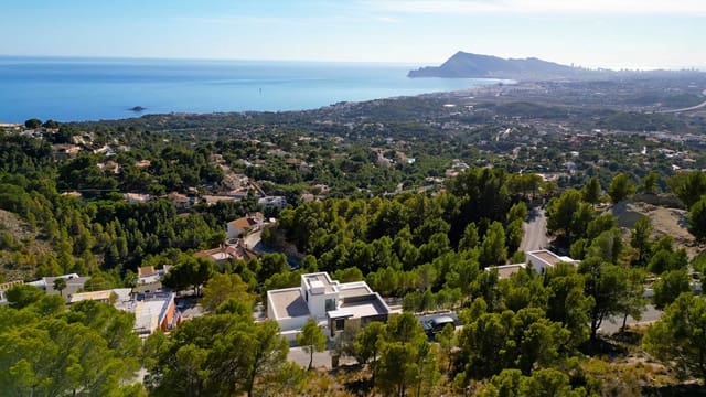 4 sypialnia Willa na sprzedaż w Alhama Springs, Altea z basenem garażem - 2 135 000 € (Ref: 9142027)