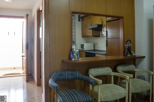2 bedroom Beach Apartment for sale in Calpe / Calp with garage - € 390,000 (Ref: 9175423)