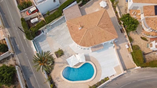 4 sypialnia Willa na sprzedaż w Cometa - Carrió, Calpe / Calp z basenem garażem - 830 000 € (Ref: 9194109)
