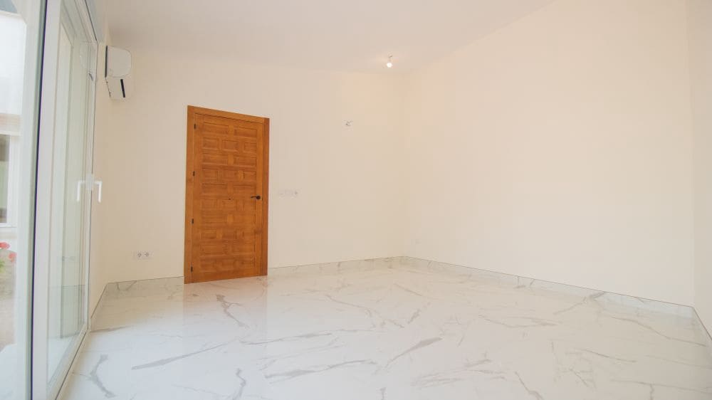 4 sypialnia Willa na sprzedaż w Calpe / Calp z basenem garażem - 830 000 € (Ref: 9194109)