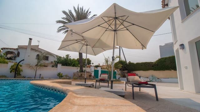 4 sypialnia Willa na sprzedaż w Cometa - Carrió, Calpe / Calp z basenem garażem - 830 000 € (Ref: 9194109)