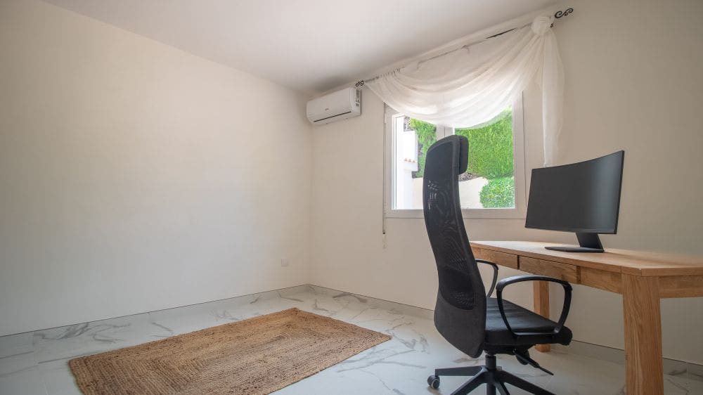 4 sypialnia Willa na sprzedaż w Calpe / Calp z basenem garażem - 830 000 € (Ref: 9194109)