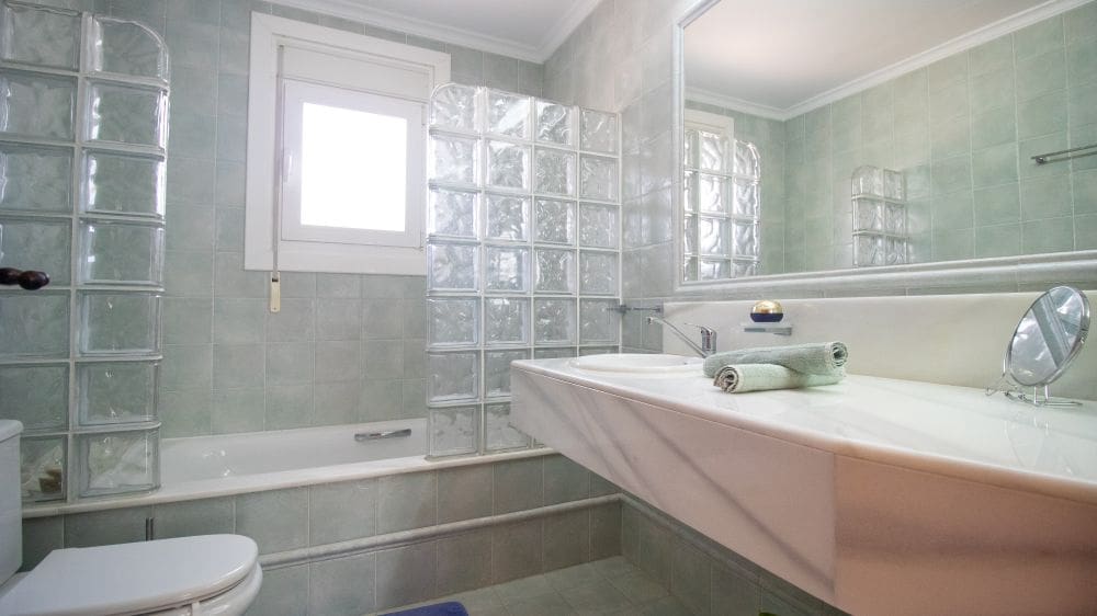 4 sypialnia Willa na sprzedaż w Calpe / Calp z basenem garażem - 830 000 € (Ref: 9194109)