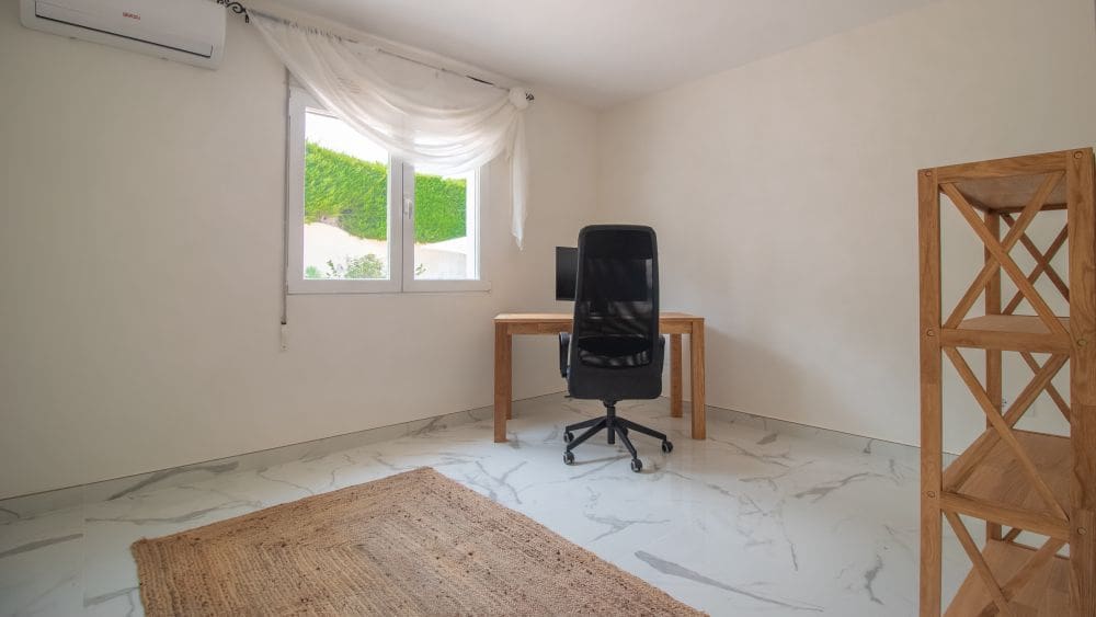 4 sypialnia Willa na sprzedaż w Calpe / Calp z basenem garażem - 830 000 € (Ref: 9194109)