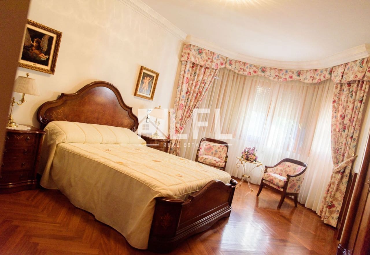 6 soveværelse Villa til salg i Caudete med garage - € 499.000 (Ref: 9255630)