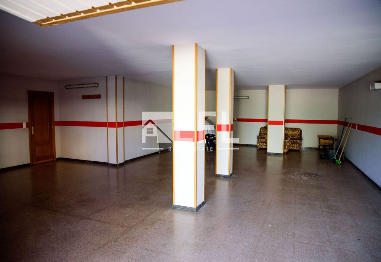 6 soveværelse Villa til salg i Caudete med garage - € 499.000 (Ref: 9255630)