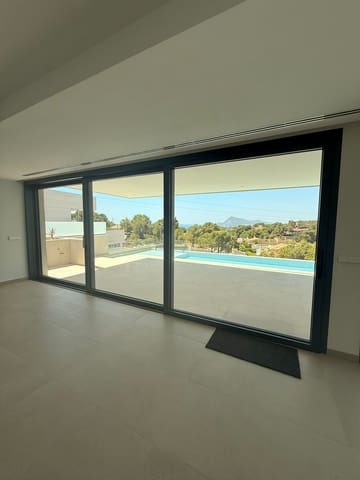 5 makuuhuone Huvila myytävänä paikassa Altea mukana uima-altaan 
autotalli - 2 950 000 € (Ref: 9278603)