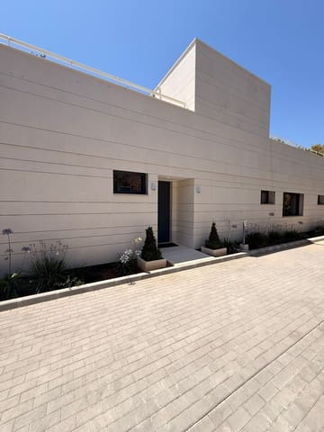 5 makuuhuone Huvila myytävänä paikassa Altea mukana uima-altaan 
autotalli - 2 950 000 € (Ref: 9278603)