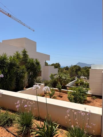 5 makuuhuone Huvila myytävänä paikassa Altea mukana uima-altaan 
autotalli - 2 950 000 € (Ref: 9278603)