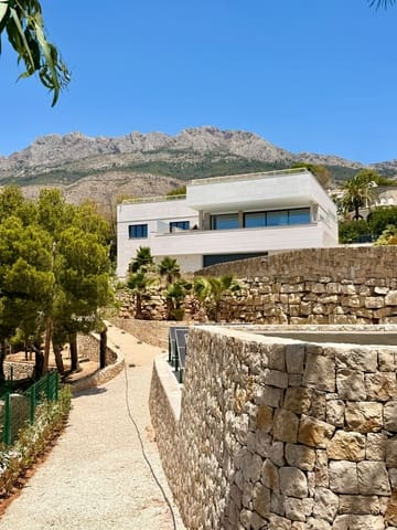 5 makuuhuone Huvila myytävänä paikassa Altea mukana uima-altaan 
autotalli - 2 950 000 € (Ref: 9278603)