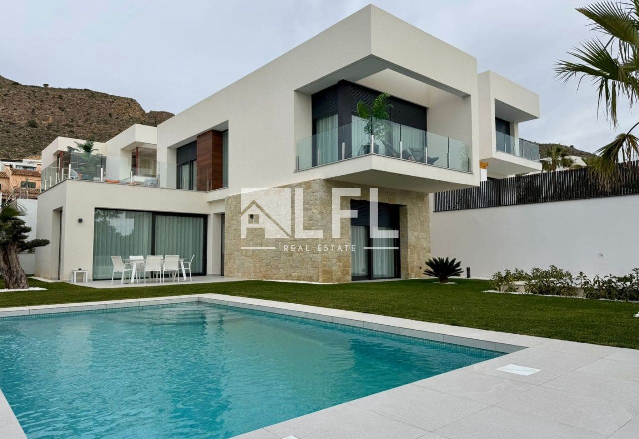 3 sypialnia Willa na sprzedaż w Finestrat z basenem garażem - 895 000 € (Ref: 9282579)