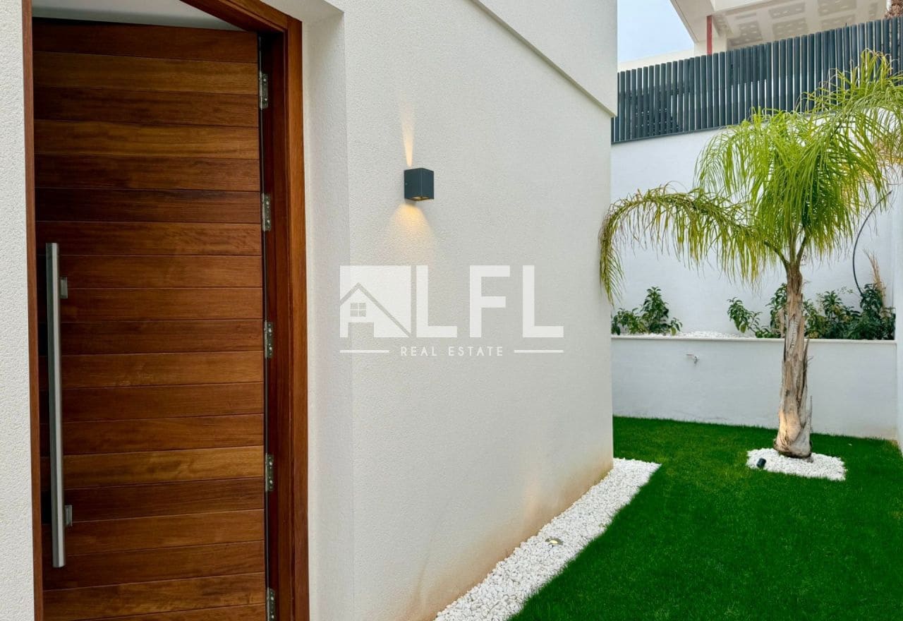 3 sypialnia Willa na sprzedaż w Finestrat z basenem garażem - 895 000 € (Ref: 9282579)